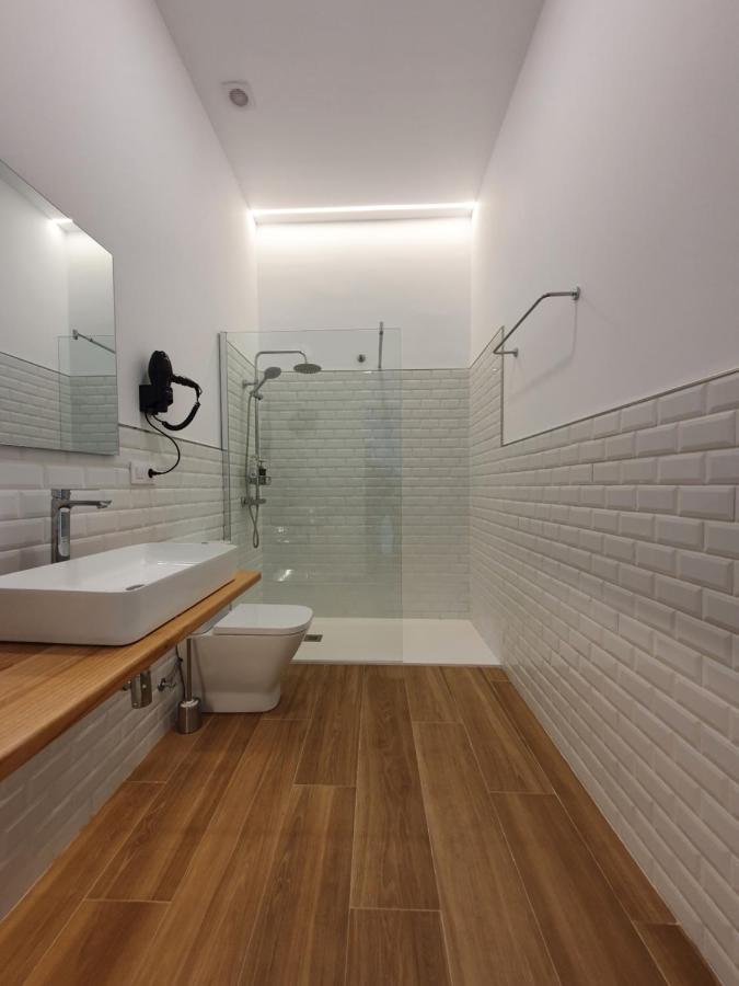 Redondela Apartments - Bedroom, Bathroom & Kitchen Екстериор снимка